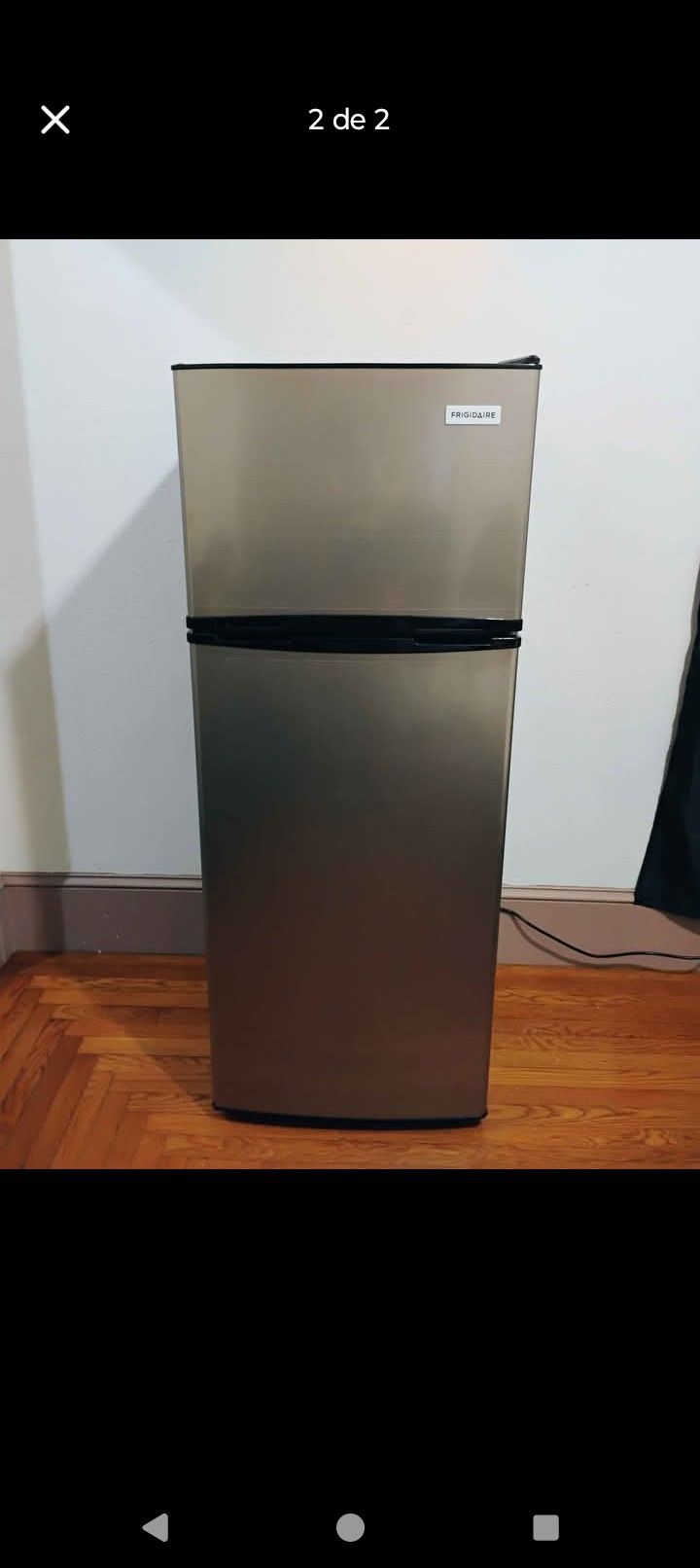 I am selling a refrigerator, used for one month, for travel