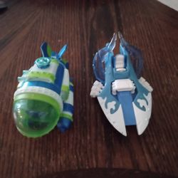 SET OF 2 SKYLANDER VEHICLES 