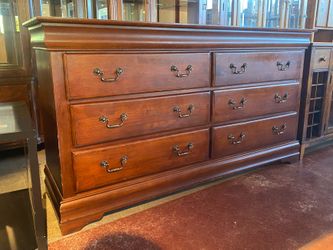 Wide Spacious 6-Drawer Dresser