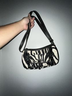 Vintage Y2K Depop Preloved Zebra Purse