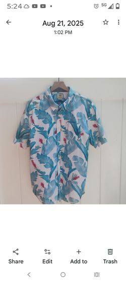 Gap Hawaiian Shirt size Large Excellent Condition