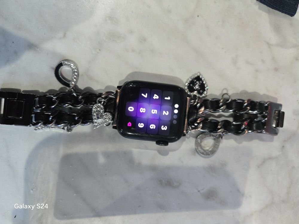 Apple Watch SE