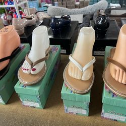 Beautiful Woman Shoes $10