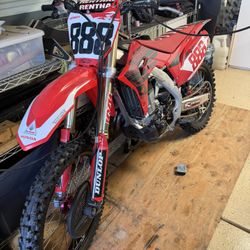2017 HONDA  CRF450R
