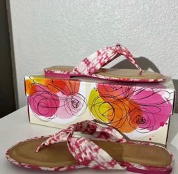 brand new cute tie dye sandals size 8