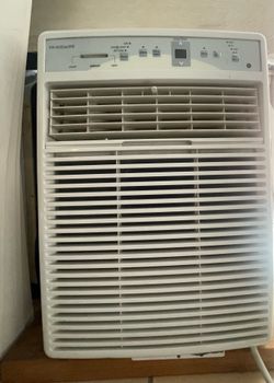 Frigidaire Window A/C unit *free delivery *