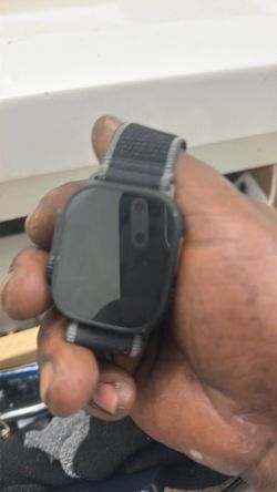 Ultra watch 3 plus iPhone 17 pro max I’ll add the phone photo later