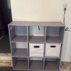 9 Cube Storage Center 