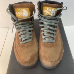 North Face back to berkeley 111 sz 12 boots 