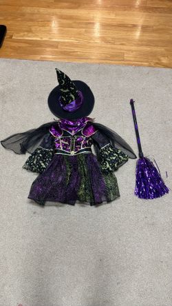 Costume