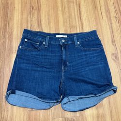 Timeless Indigo Comfort - Levi’s Women’s Rolled Denim Shorts