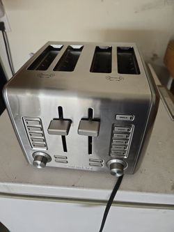 Cuisinart 4slice toaster