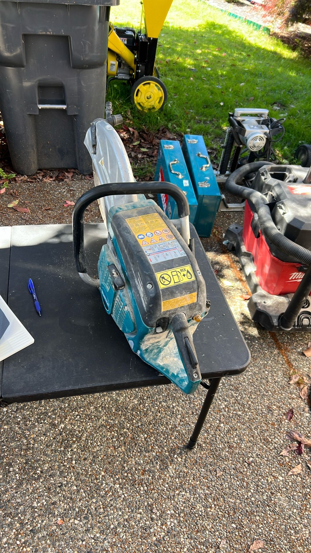 Makita 14” concrete saw gas