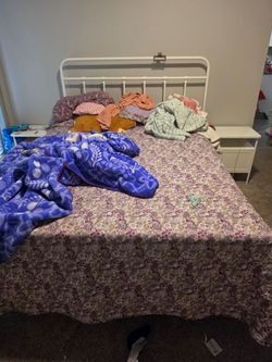 Bedroom set