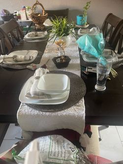 Dining Room Table x 6 chairs