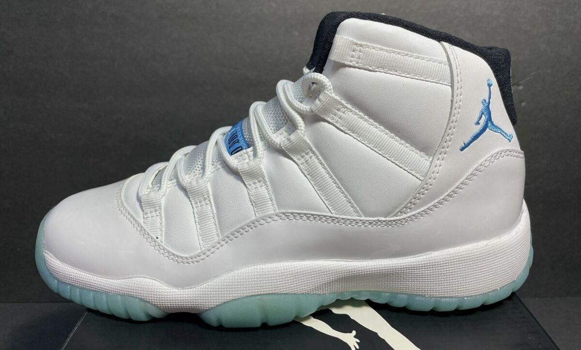 Jordan 11s