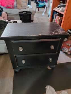 Free night stand