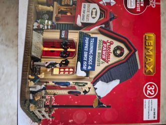 Lot of 8 Brand New Lemax Christmas Village Houses