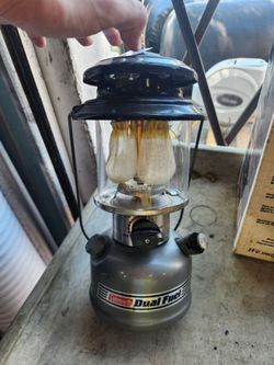 ED6139-182 Coleman Gas Lantern