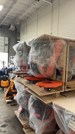 New Li-ion Powered Pallet Jacks | 3300lbs
