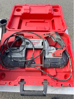 Milwaukee Deep Cut Band Saw