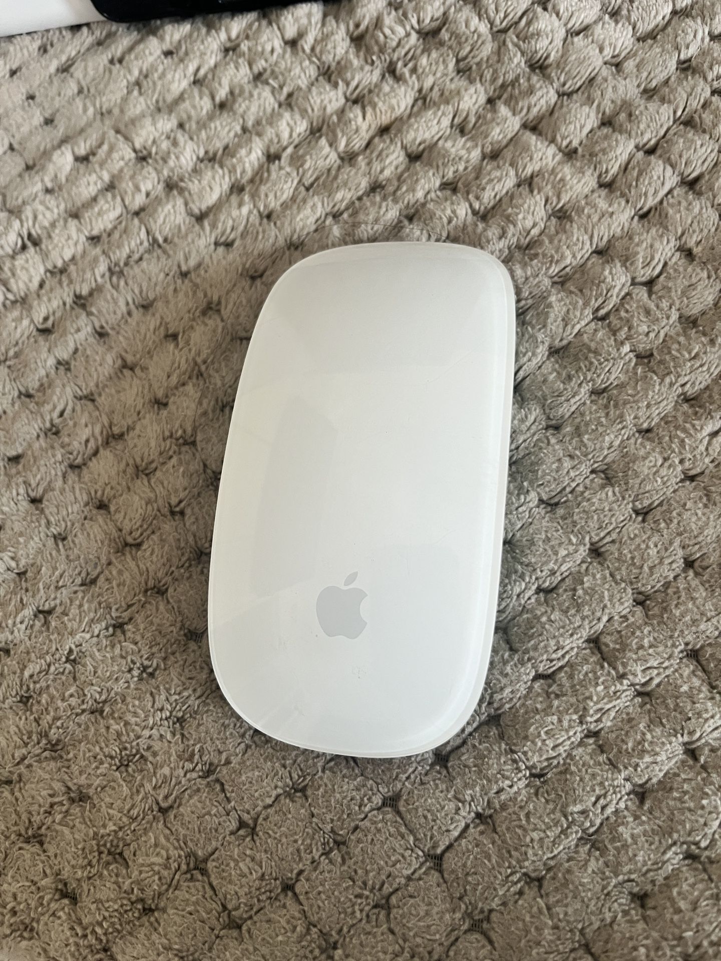 Wireless Apple Mouse