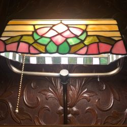 Tiffany Stained Glass Banker's Lamp
