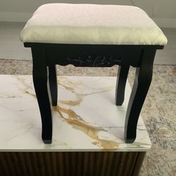 Small Vanity Stool/Chair, Make-up station Vanity Stool - Pompano Beach