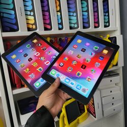 Ipad AIR $85. SIZE 9.7