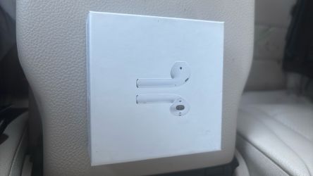 Apple AirPods Legit