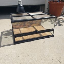 Exo Terra Reptile Terrarium With Heat Lamp