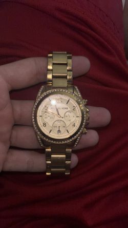 Michael kors women watch just needs batteries