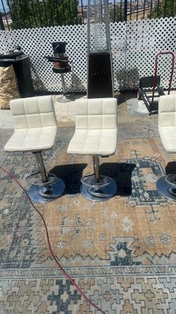 Bar chair used