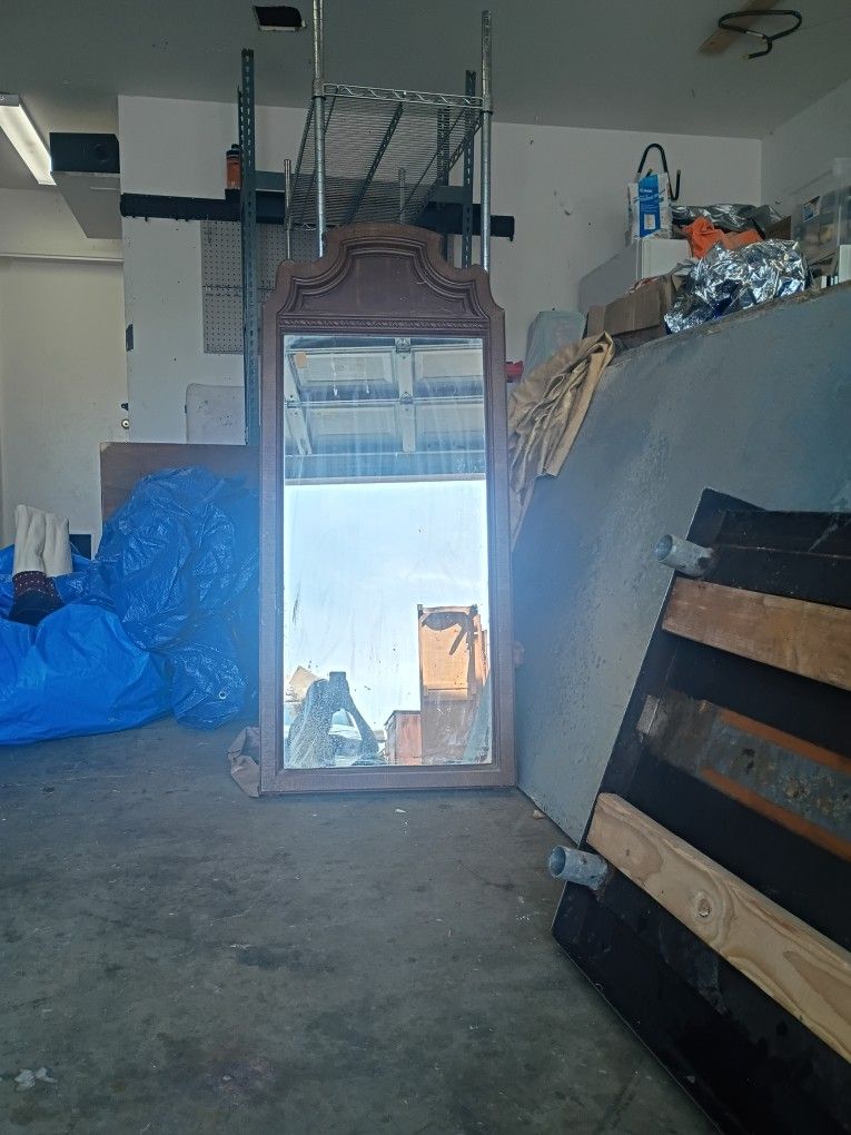 Long Mirror