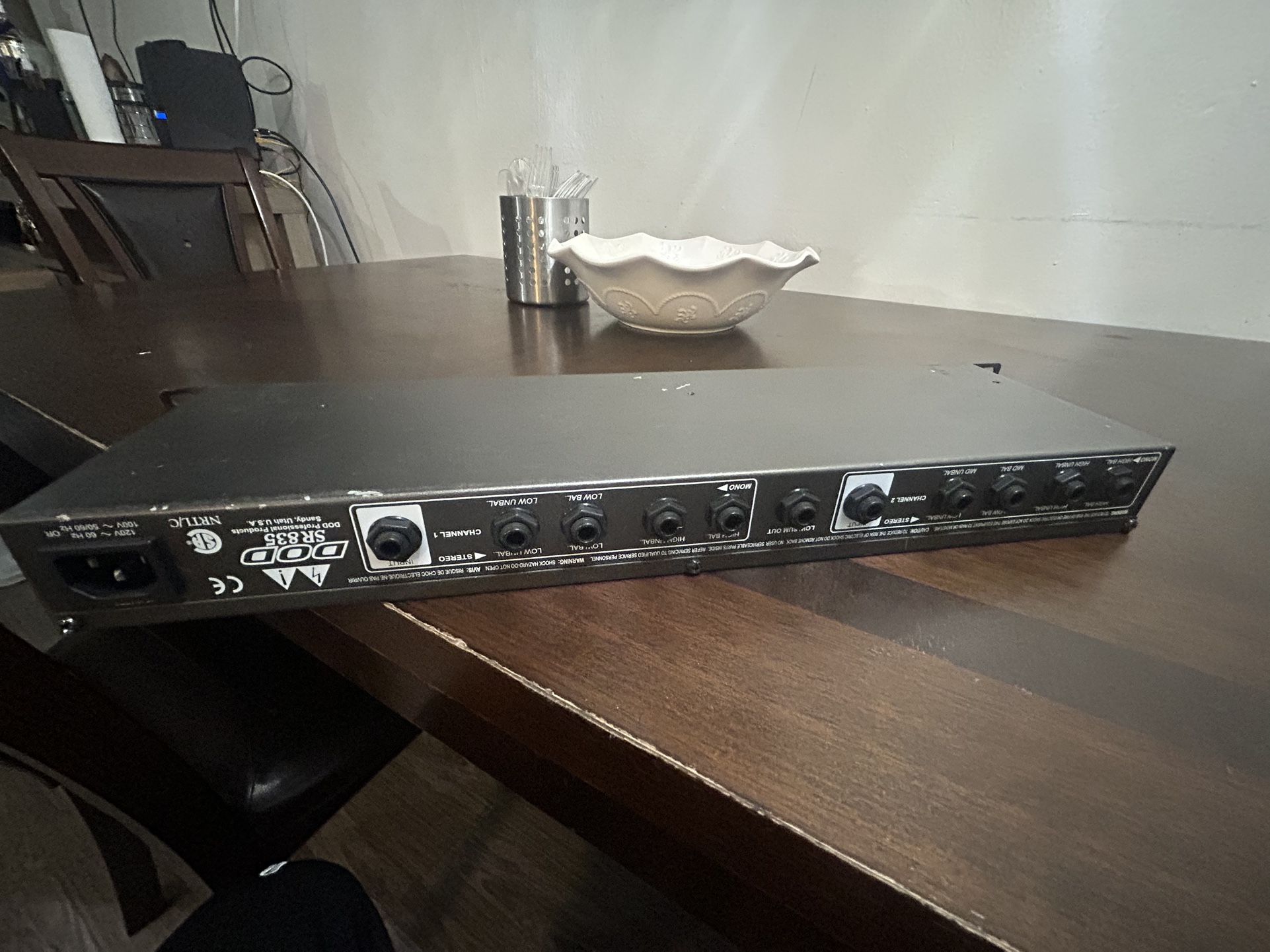 Dod Sr 835. Stereo Crossover.