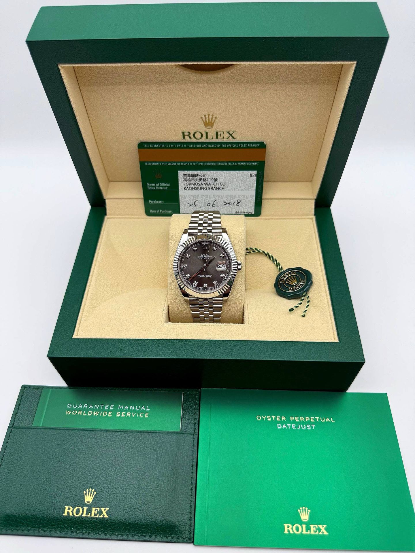 2018 Rolex Datejust 41mm stainless steel jubilee bracelet 18k white gold fluted bezel rhodium diamond dial 126334 bracelet box tag card FULL SET