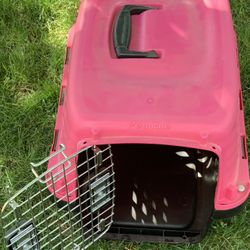 Plastic Portable Dog Kennel