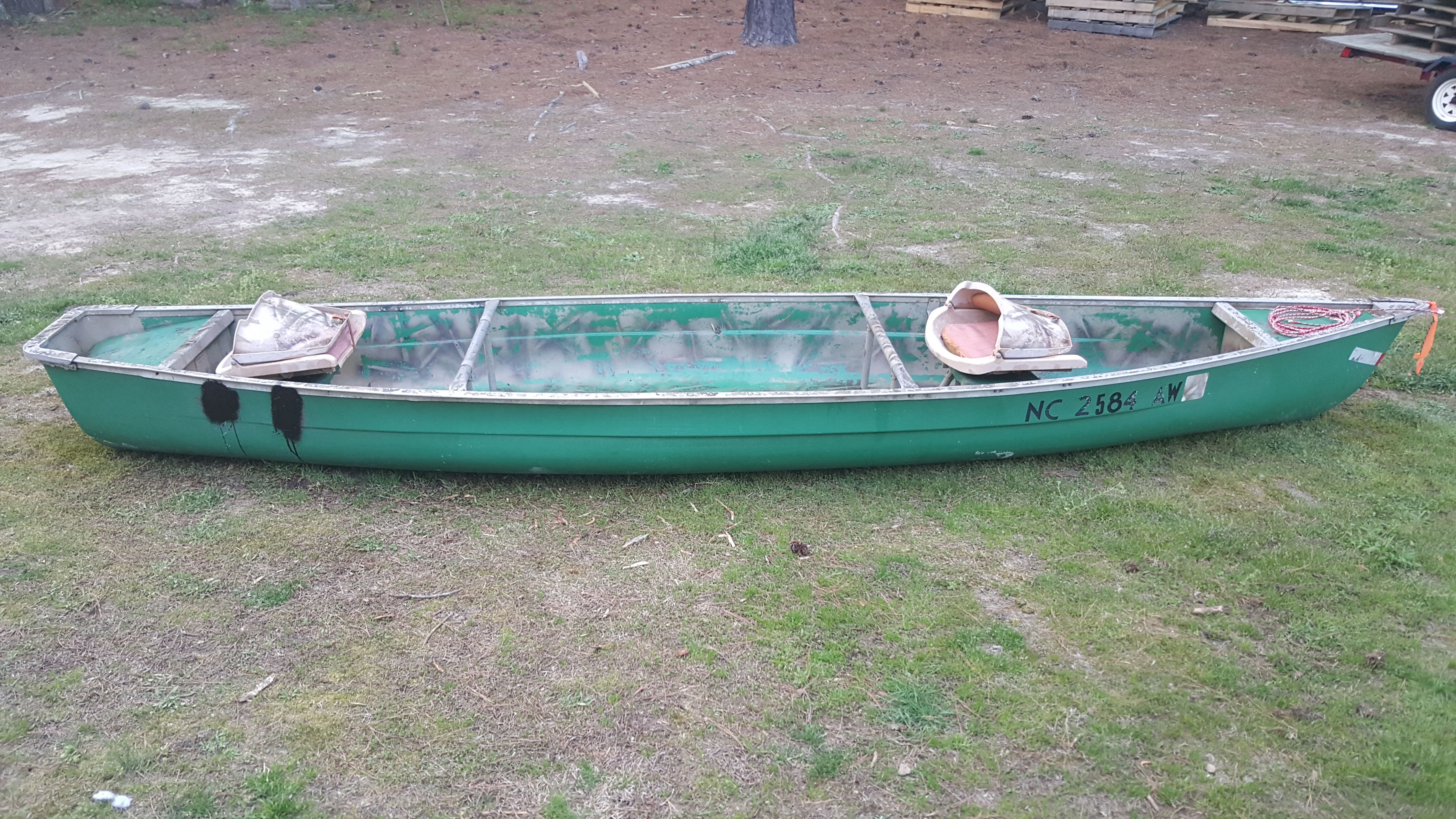 16ft Coleman Scanoe Flat Back Canoe. Great DEAL!