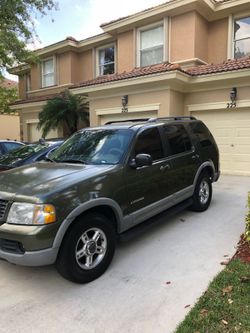 2002 FORD EXPLORER 4x4 runs great COLD AIR