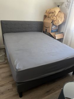 Queen Size Bed For Sale