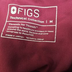FIGS BURGUNDY SCRUB SET