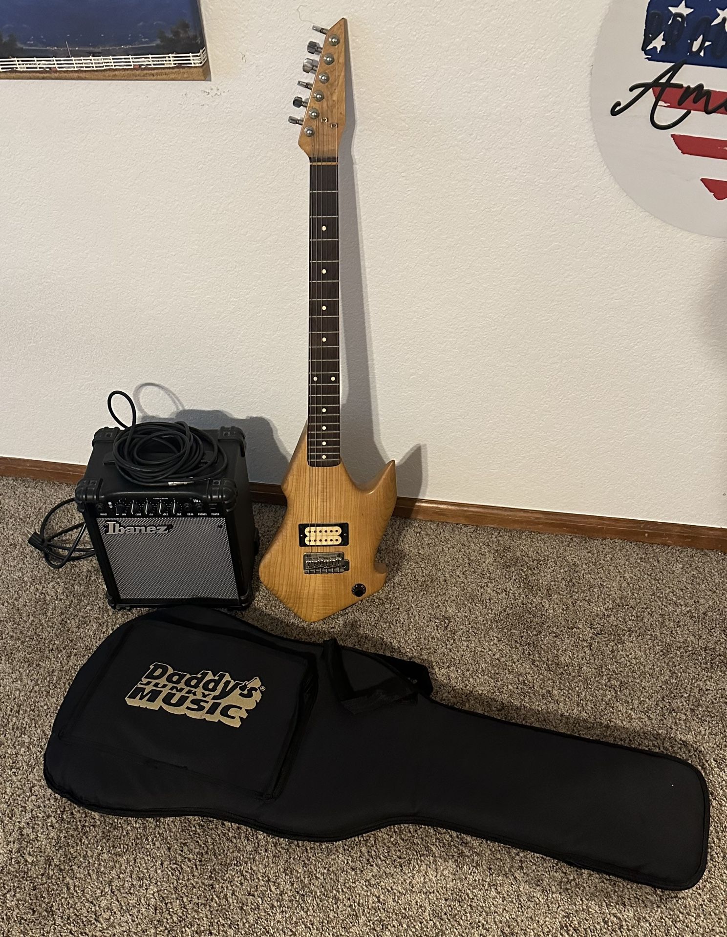 Custom Solid Wood Electric Guitar 