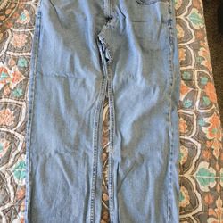 Levi Denizen 40 X 30 $10