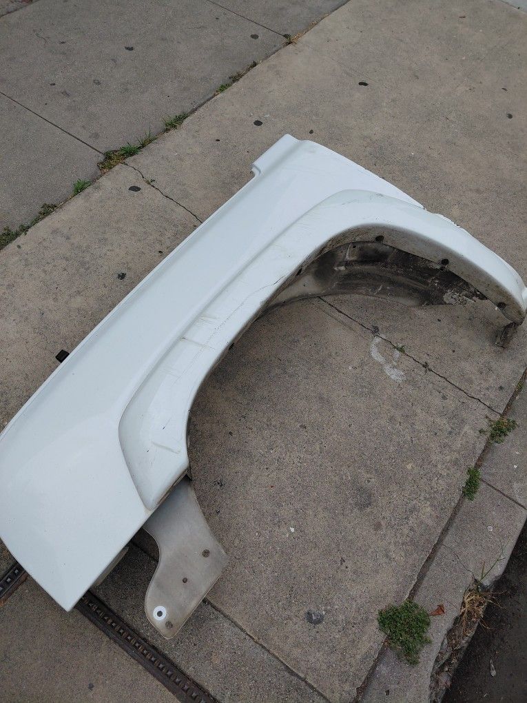 Fender Chevy 2500 05