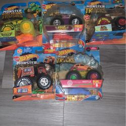 Hot Wheels Moster Trucks.1 Out Of 5 Is Super Mario