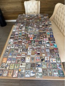 Lot of sports cards