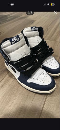 Navy blue Jordan 1