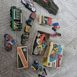Vintage Tin Toys Lot Sold As Package 