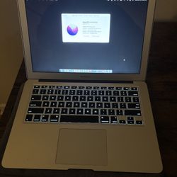 MacBook Air 13” 2017