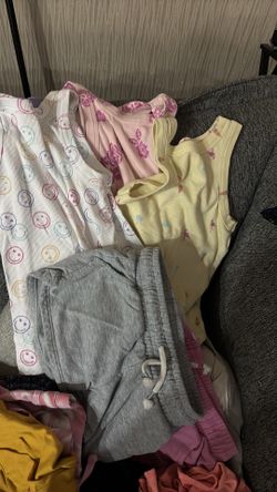 Girls clothes